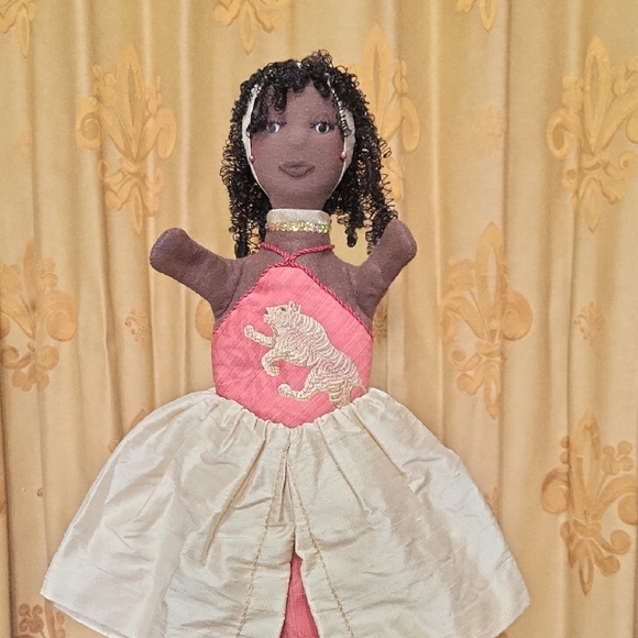 Custom Handmade Puppet Trio - Picture 6 of 12